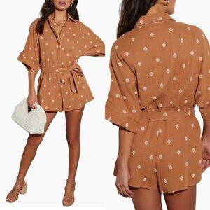 New Vici Fallon Tie Front Belt Seersucker Romper